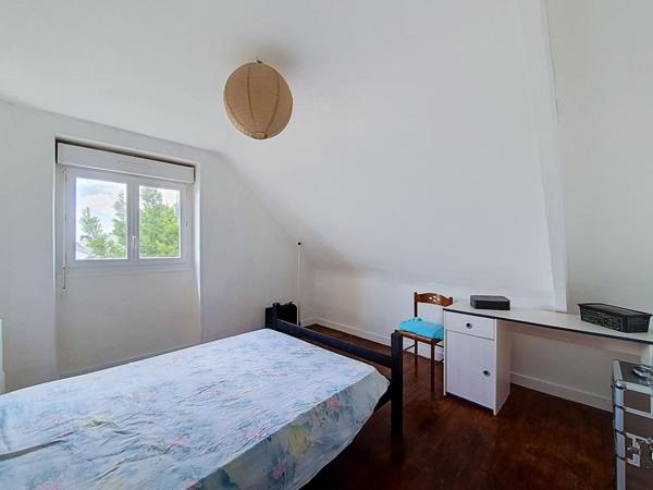 EXCLUSIVITÉ HENNEBONT : Belle maison au coeur d'une parcelle arborée