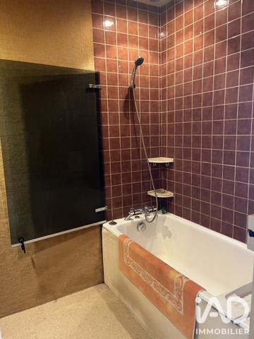 Maison à vendre 8 pièces 253 m² Vichy