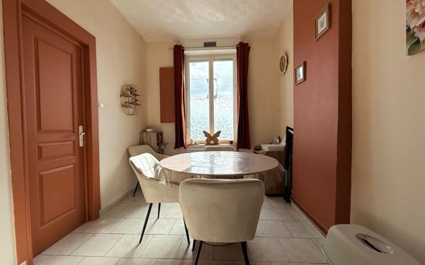 Maison à louer    5 pièces •  Armentières