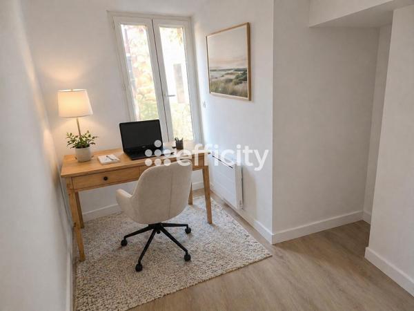 Appartement
         3 pièces
        - 42 m² 145 000 € *