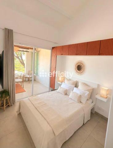 Appartement
         3 pièces
        - 66 m² Bien prestige 489 000 € *