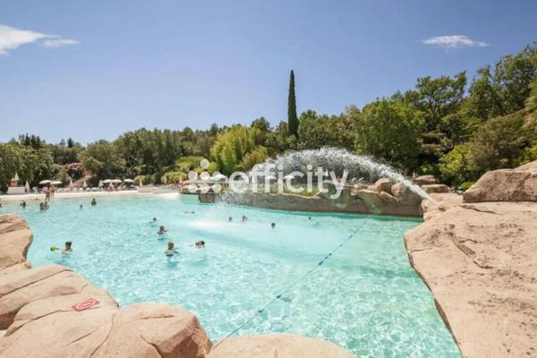 Appartement
         3 pièces
        - 66 m² Bien prestige 489 000 € *