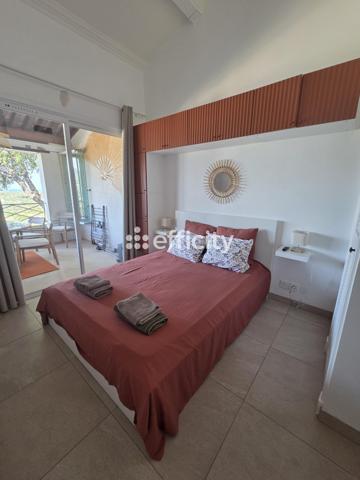 Appartement
         3 pièces
        - 66 m² Bien prestige 489 000 € *