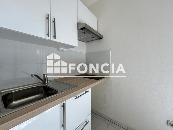 Location Studio 17.02 m² - 738 CHEMIN DES COMBES Antibes 06600