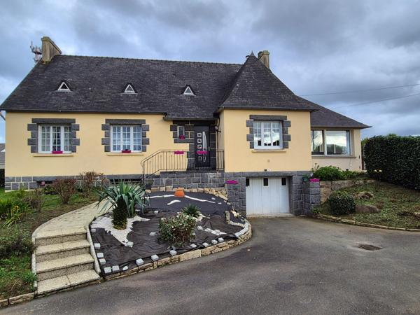 Maison 6 pièces de 148m² sur un terrain de 2119m²