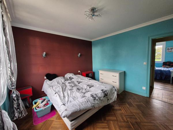 Maison 6 pièces de 148m² sur un terrain de 2119m²