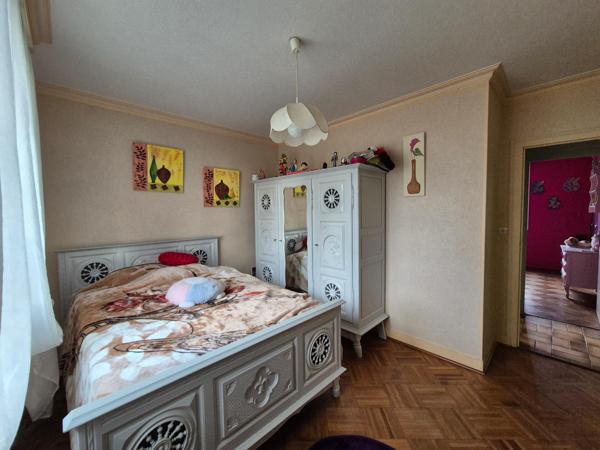 Maison 6 pièces de 148m² sur un terrain de 2119m²