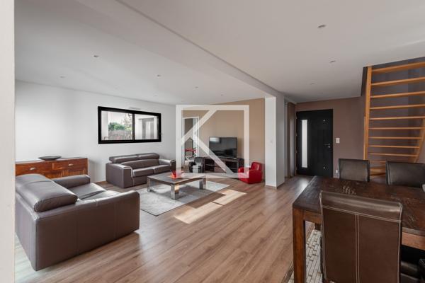 Maison contemporaine avec piscine