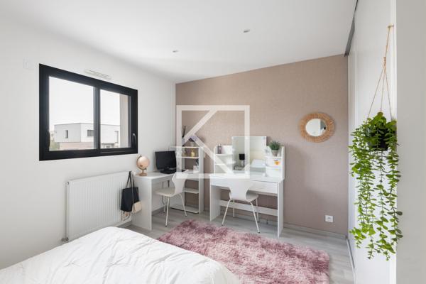 Maison contemporaine avec piscine