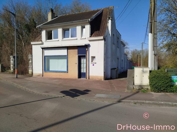 Immeuble à vendre 11 pièces de 155 m²