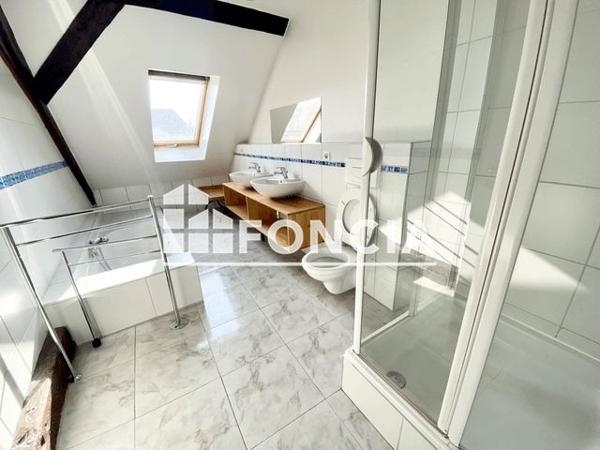 Location Appartement 5 pièces 252.2 m² - 9 RUE DU PRIEURE Divonne- Les- Bains 01220