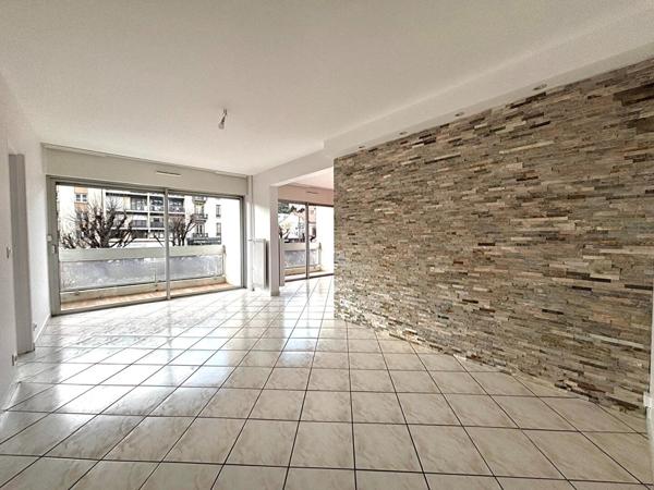 Appartement Saint Etienne 3 pièce(s) 76.67 m2