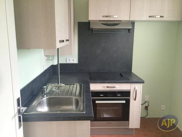 Location appartement Saintes : 730 € - AJP Immobilier Saintes