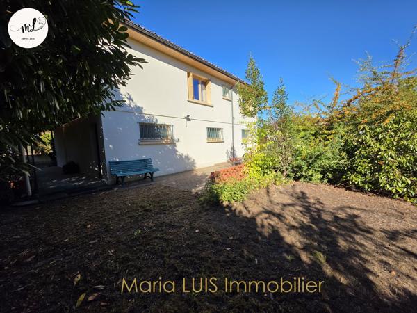 Maison traditionnelle 3 chambres avec 187 m² de surface utile et jardin sans vis-à-vis