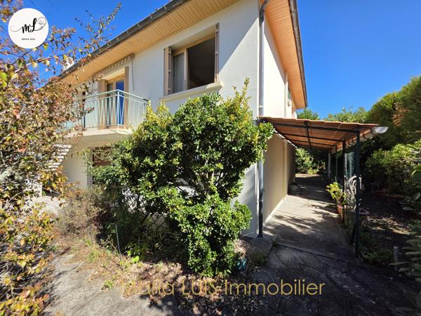 Maison traditionnelle 3 chambres avec 187 m² de surface utile et jardin sans vis-à-vis