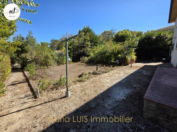 Maison traditionnelle 3 chambres avec 187 m² de surface utile et jardin sans vis-à-vis