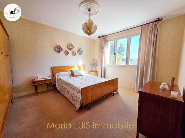 Maison traditionnelle 3 chambres avec 187 m² de surface utile et jardin sans vis-à-vis