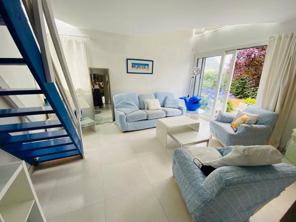 Maison d'architecte à deux pas de la Cöte Sauvage