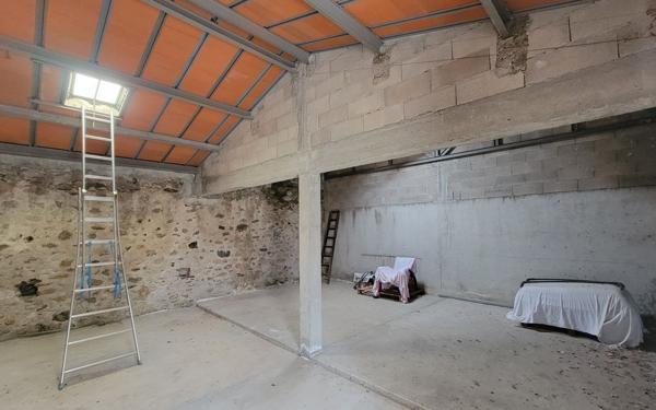 Maison à vendre    1 pièce •  Prades