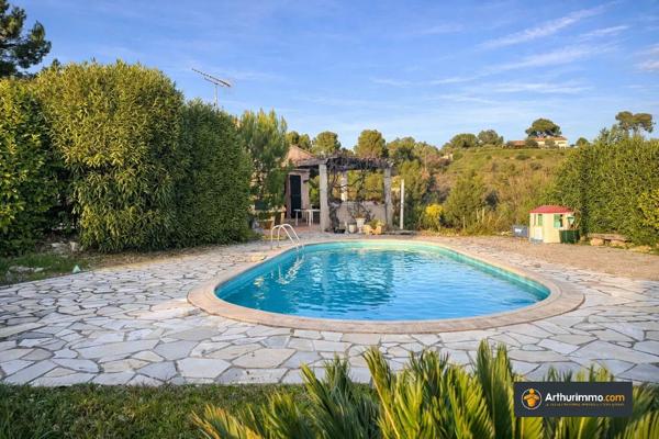 Vente Villa 4 pièces 130 m2 à Carros