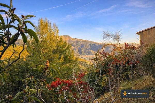 Vente Villa 4 pièces 130 m2 à Carros