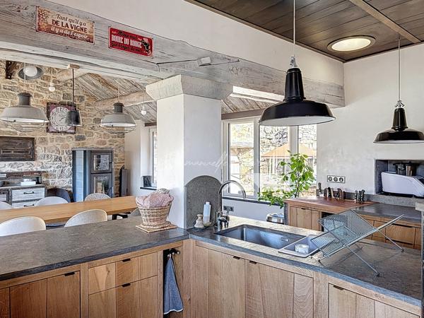 La Cresse (12640) Sur les hauteurs de La Cresse – Maison en pierre rénovée avec vue vallée + gîte indépendant