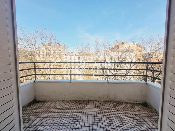 Duplex dernier étage - 4 chambres- 3 SDB - Balcon