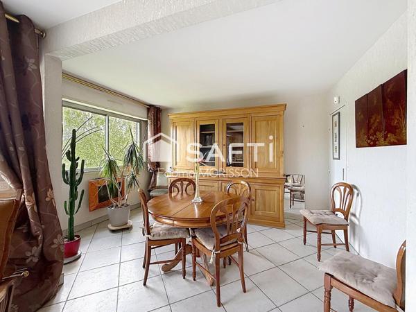 Appartement 99m² vue exceptionnelle sur la Seine !