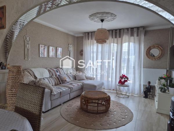 Coup de cœur assuré, confort et bel espace de vie!