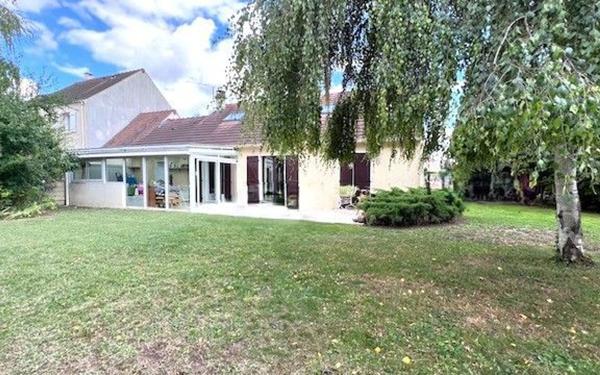 Maison à vendre    5 pièces • 120 m2 Mennecy