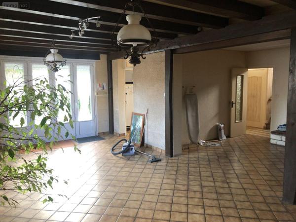 Maison à vendre à Issoudun dans l'Indre (36100), ref : 11813/1382