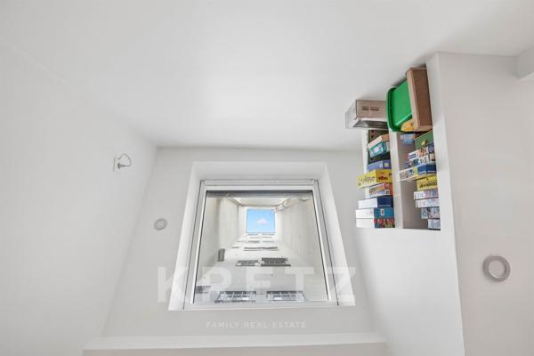 Paris XVIIIe - Appartement au calme dans une allée privée