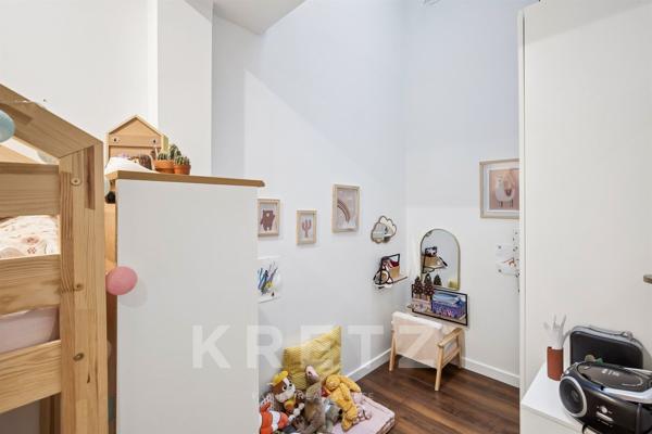 Paris XVIIIe - Appartement au calme dans une allée privée