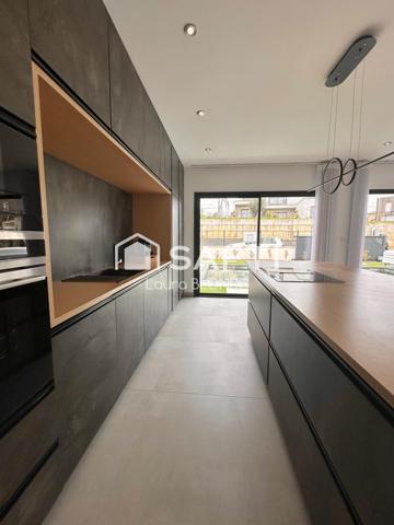 Magnifique Villa neuve de 2022 - 139 m2 hab avec Piscine en pierre de Bali