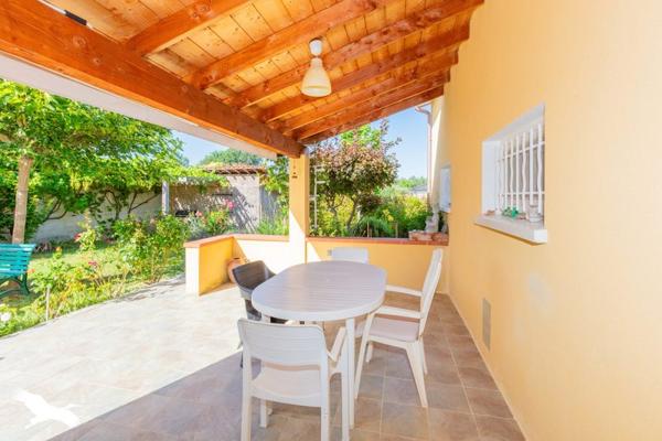 Maison à vendre 365 680 € L'Isle-Jourdain 4 p 100 m² DPE C