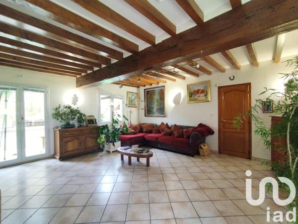 Maison traditionnelle 5 pièces de 220 m² à Orival (76500)