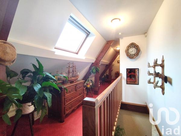 Maison traditionnelle 5 pièces de 220 m² à Orival (76500)