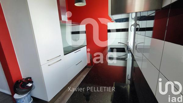 Appartement 4 pièces de 75 m² à Sète (34200)