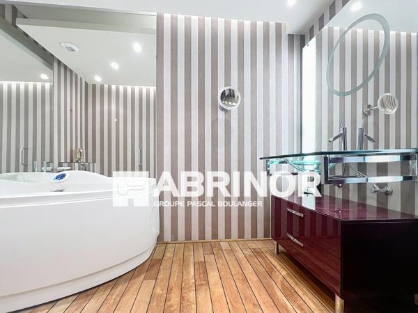Appartement grand standing, 132m², terrasse et jardin privatif ROUBAIX