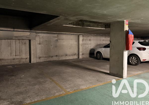 Parking à vendre 11 m² Paris 20