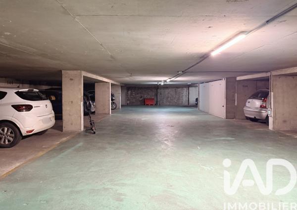 Parking à vendre 11 m² Paris 20