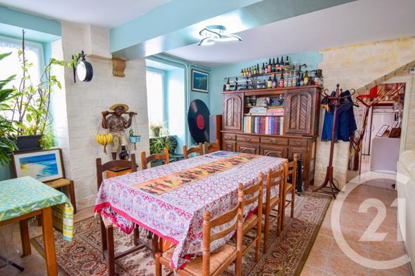 Maison à vendre  5 pièces - 136,72 m2 ST CYR DE VALORGES - 42