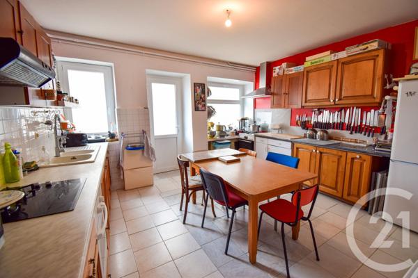 Maison à vendre  5 pièces - 136,72 m2 ST CYR DE VALORGES - 42