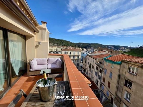 Duplex de charme sur le port de Bonifacio