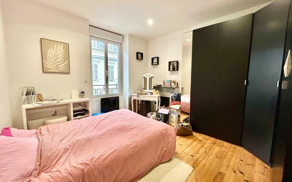 Appartement à vendre    3 pièces • 73,86 m2 Pau