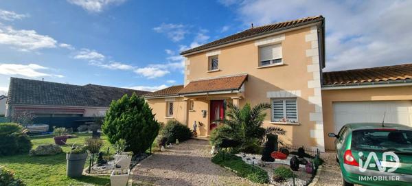 Maison à vendre 4 pièces 174 m² Noyant-de-Touraine