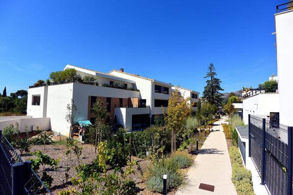 En Exclusivité:  Appartement de type 3 avec terrasse jardin dans résidence haut de gamme avec piscine