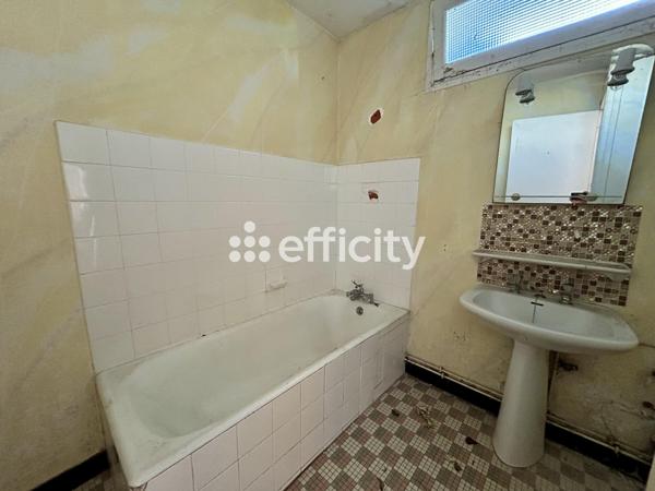 Maison
         5 pièces
        - 134 m²