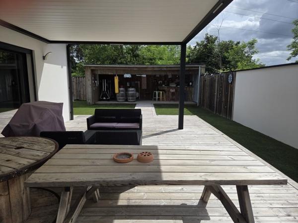 Maison à vendre 638 670 € Léognan 5 p 169 m² DPE A