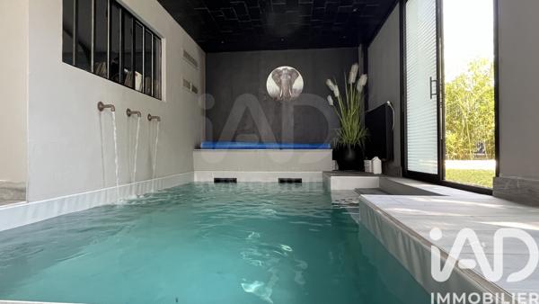 Maison à vendre 7 pièces 263 m² Saint-Jean-de-la-Ruelle